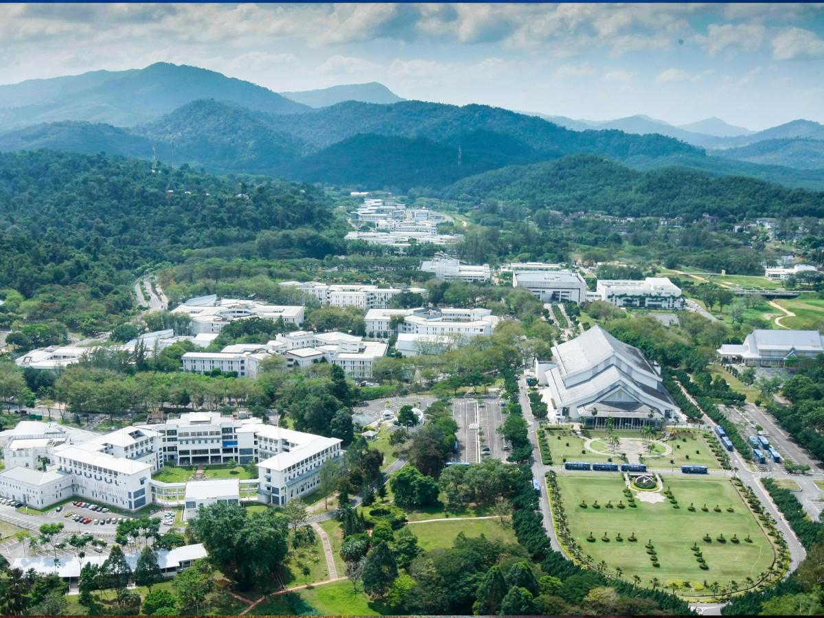 马来西亚北方大学官网绿色校园鸟瞰照片，仅作院校识别，不代表渠道合并项目实际授课地点或出境要求。