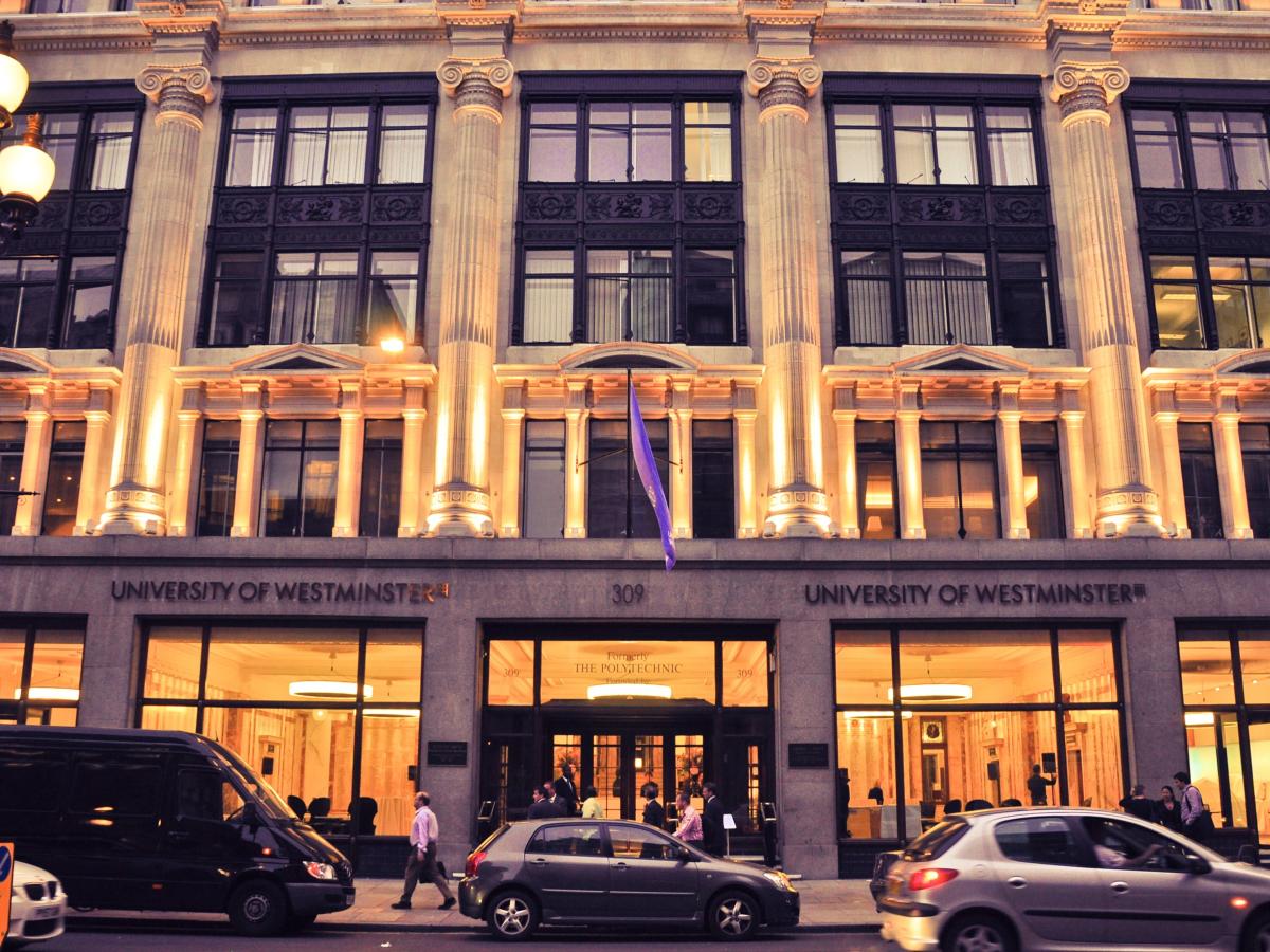 英国威斯敏斯特大学伦敦 Regent Street 校舍入口实景（2010年历史照片），仅作院校识别，不代表具体项目授课地点或出境要求。