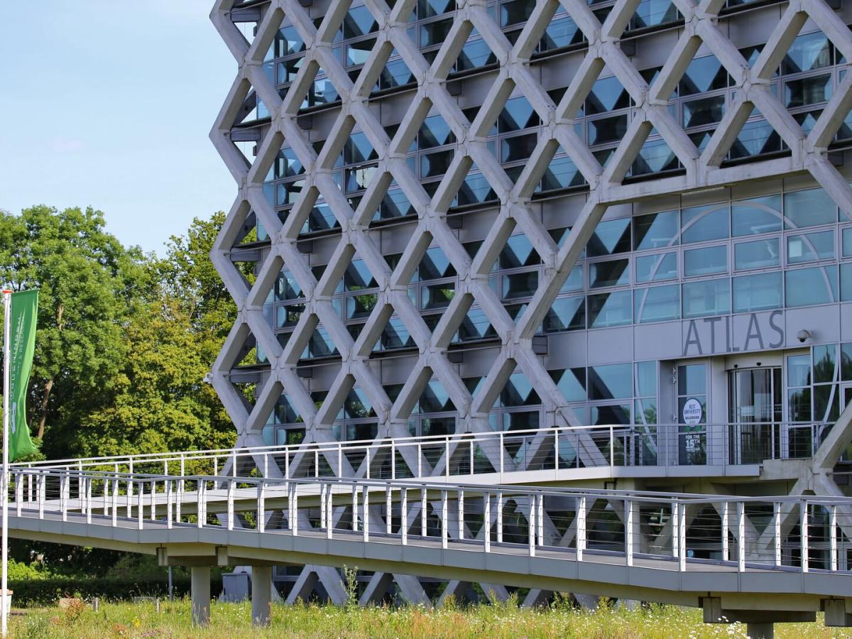 瓦赫宁根大学官网Atlas大楼建筑实景，仅作院校识别，不代表具体项目授课地点或出境要求。