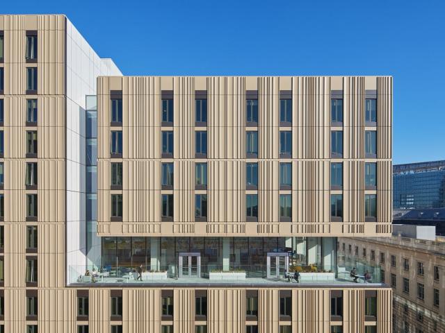 金门大学官网The Academe at 198市中心校区建筑外观，仅作院校识别，不代表具体项目授课地点或出境要求。