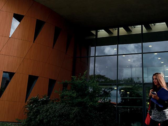法国ICD Business School官网图卢兹布拉尼亚克共享校区建筑照片，仅作院校识别，不代表具体项目授课地点或出境要求。