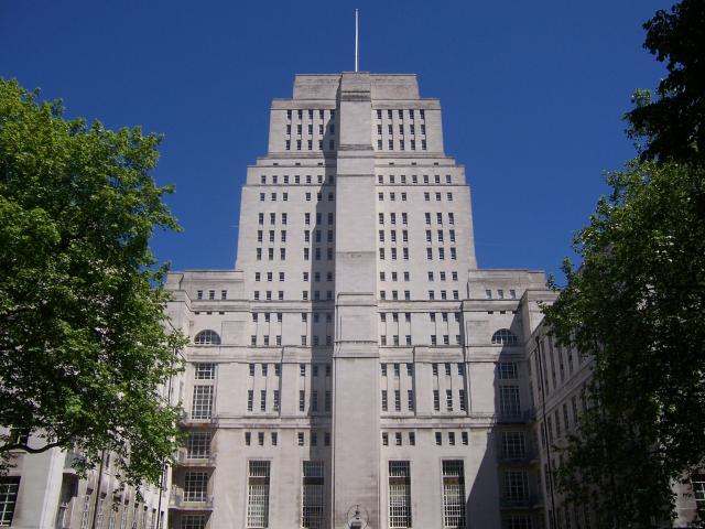 英国伦敦大学 Senate House 建筑实景（历史照片），仅作院校识别，不代表具体项目授课地点或出境要求。