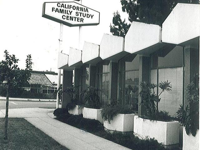 Phillips Graduate University 前身 California Family Study Center 历史建筑；仅作院校历史识别，不代表当前校址、项目授课地点或出境要求。