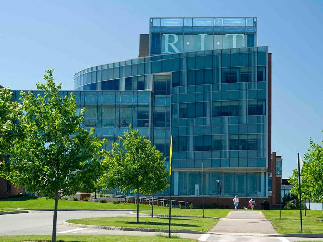 美国罗切斯特理工学院 RIT Institute Hall 校园建筑实景